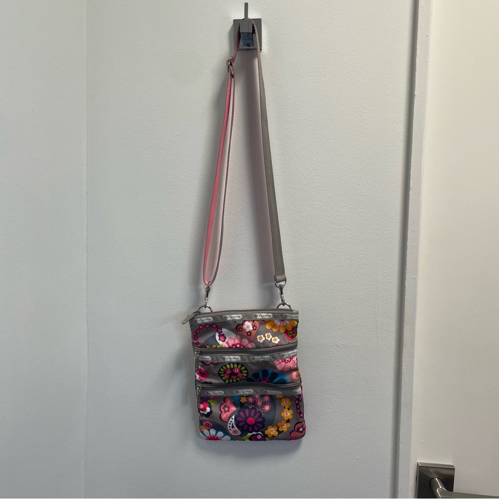 LeSportsac Kasey Crossbody Bag in Nylon - Picture 2 of 5